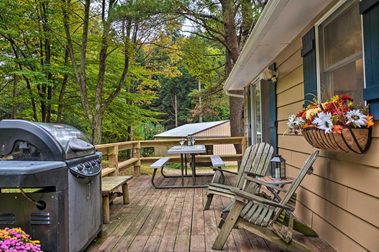 Great Valley Home With On-Site Pond, 7 Mi To Skiing! エクステリア 写真