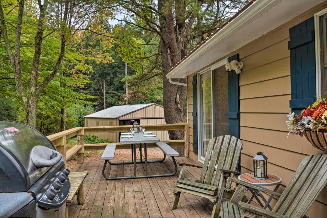 Great Valley Home With On-Site Pond, 7 Mi To Skiing! エクステリア 写真