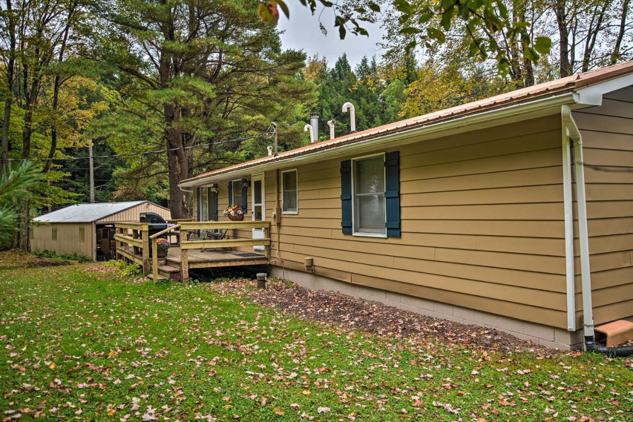 Great Valley Home With On-Site Pond, 7 Mi To Skiing! エクステリア 写真