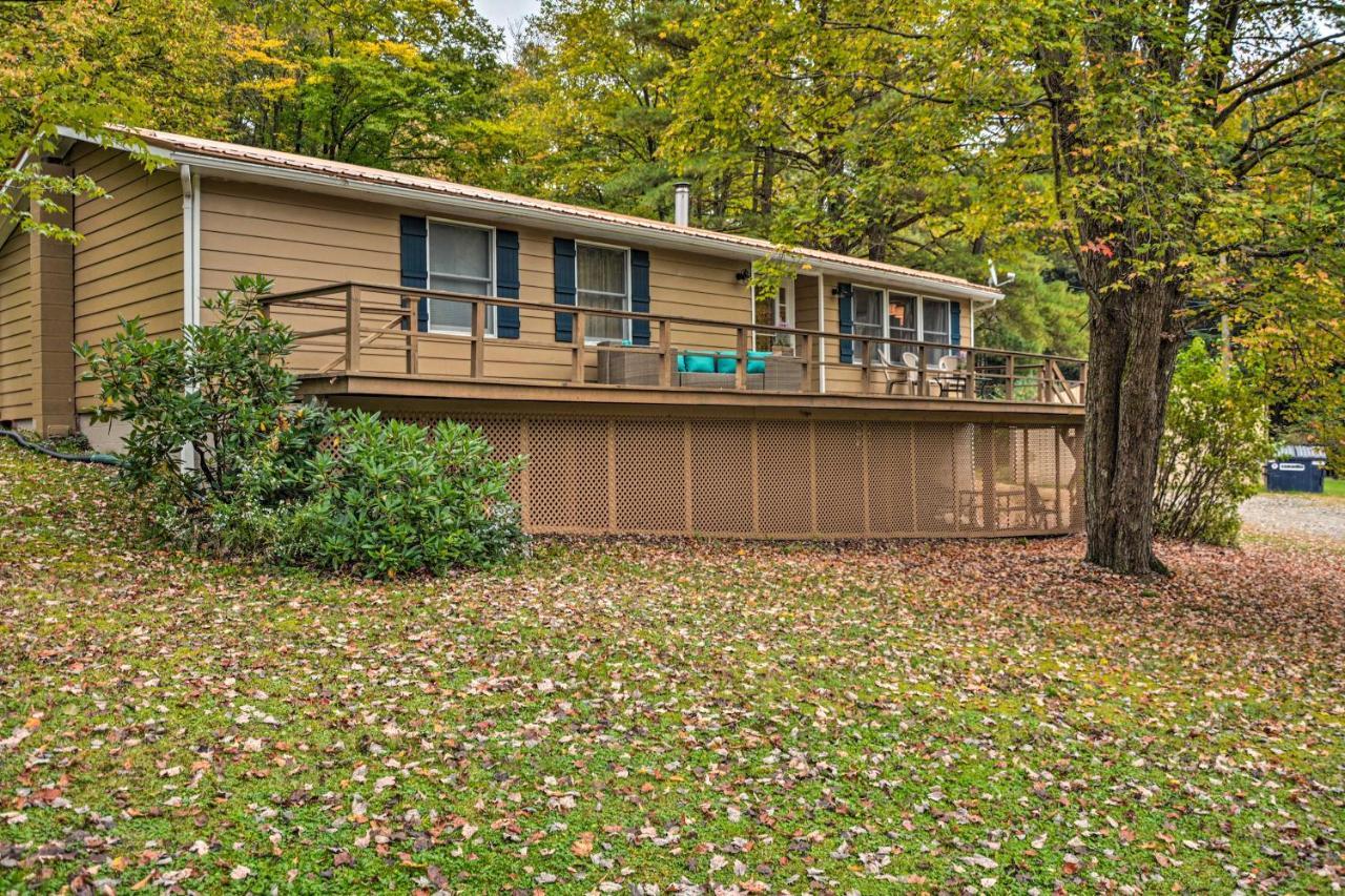 Great Valley Home With On-Site Pond, 7 Mi To Skiing! エクステリア 写真