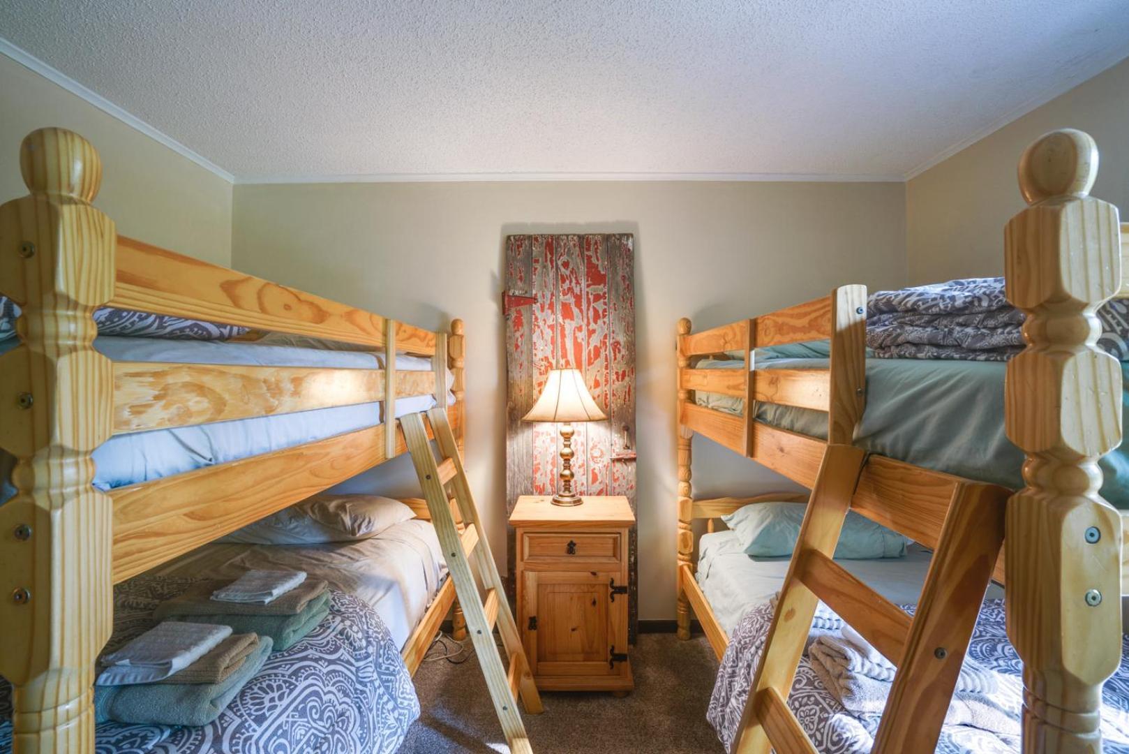 Great Valley Home With On-Site Pond, 7 Mi To Skiing! エクステリア 写真